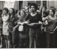 “She’s Beautiful When She’s Angry”: Os Movimentos de Libertação Feminina nas Décadas de 60 e 70