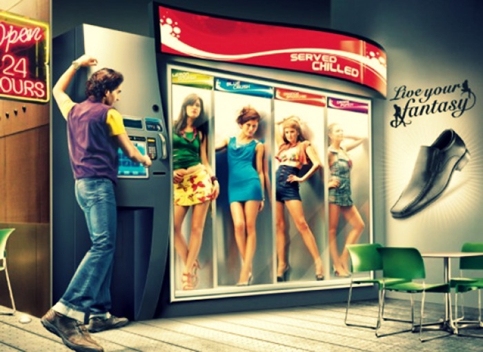 Publicidade que mostra quatro mulheres dentro de uma máquina de venda, com um rapaz escolhendo qual deseja.